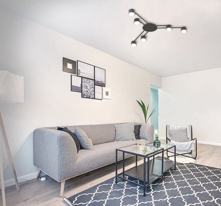 Oprawa sufitowa "Y" 6 x LED GX53 czarna aranżacja w salonie