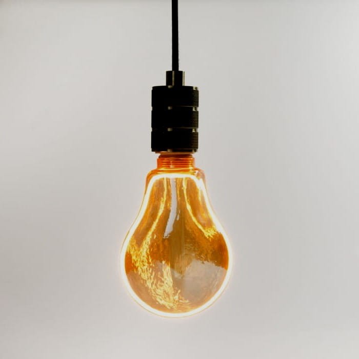 Żarówka ozdobna LED E27 4W/200lm A110 amber z oprawą typu loft