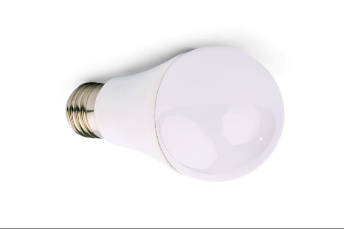 Żarówka LED E27 SMD 2835 ciepła 10W/820lm kula