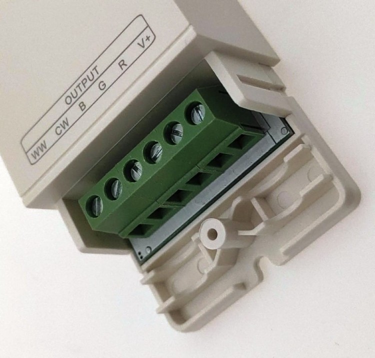 Sterownik Odbiornik RGB CCT 5-kanałowy DIM sposób podłączenia